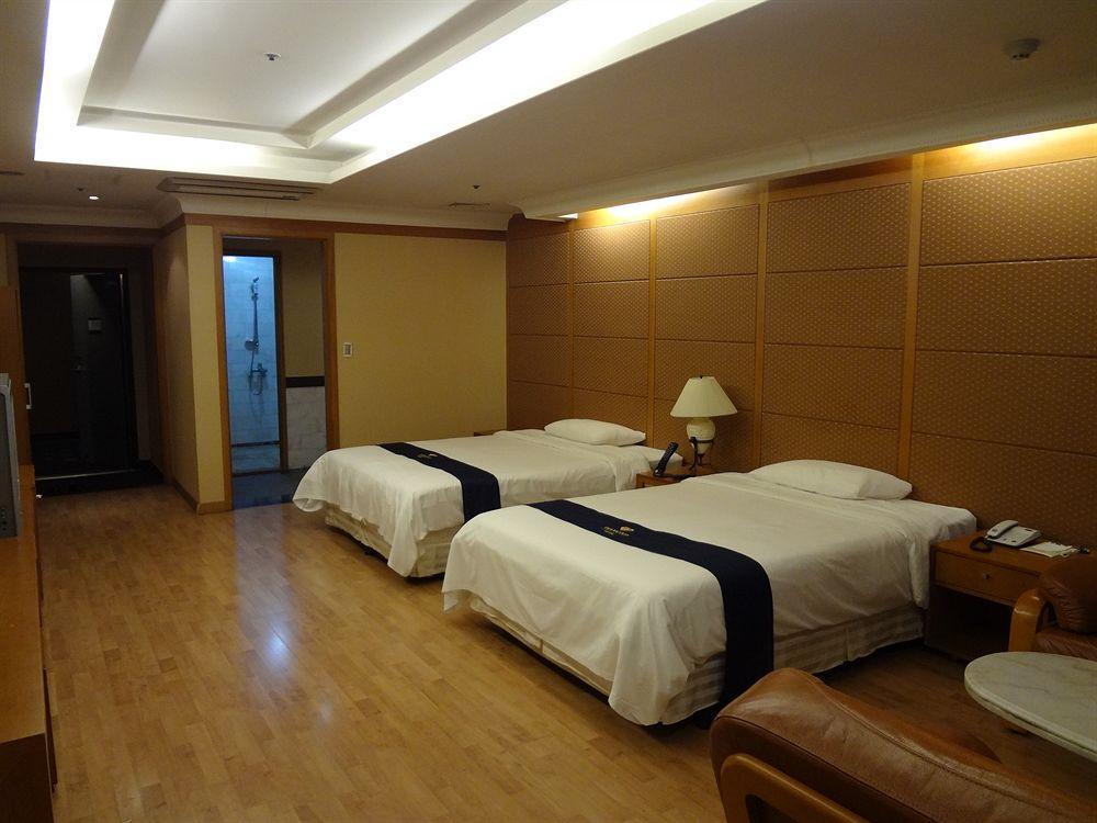 Diamond Tourist Hotel Пусан Екстериор снимка